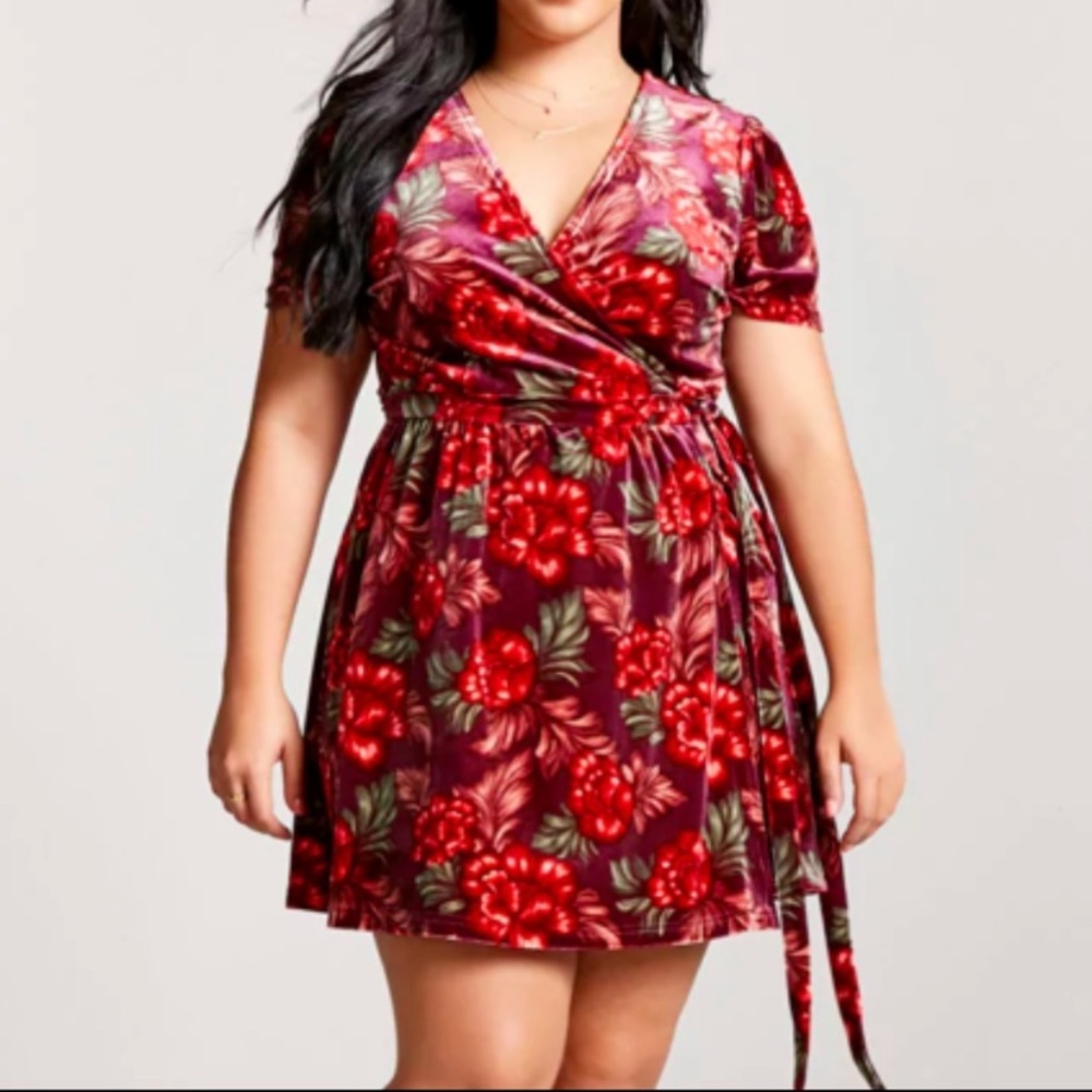 Forever 21 plus velvet floral wrap dress